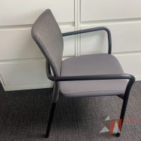 Lote 009 - 3 Sillas de visita Steelcase color gris - Imagen 4