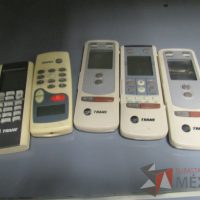 Lote 019 - Condensadora de aire Carrier y 5 Controles para mini Split - Imagen 11