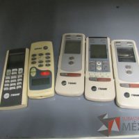 Lote 019 - Condensadora de aire Carrier y 5 Controles para mini Split - Imagen 12
