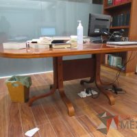 Lote 001 - Mesa de sala de juntas para 6 personas - Imagen 3