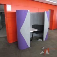 Lote 007 - Centro de trabajo colaborativo color gris con morado - Imagen 6