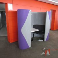 Lote 007 - Centro de trabajo colaborativo color gris con morado - Imagen 7