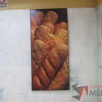 Lote 019 - 4 Cuadros decorativos, 1 Maceta y letrero - Imagen 3