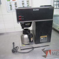 Lote 013 - Cafetera BUNN, Modelo: VPRBLK W/2 - Imagen 2