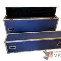 Lote 095 ─ Pantalla Sharp de 65''  (tiene falla en el display) con case de protección 156x32x101 cm - Imagen 2