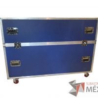 Lote 095 ─ Pantalla Sharp de 65''  (tiene falla en el display) con case de protección 156x32x101 cm - Imagen 3