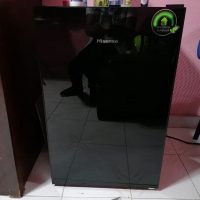 Lote 014 - Frigobar Hisense color negro