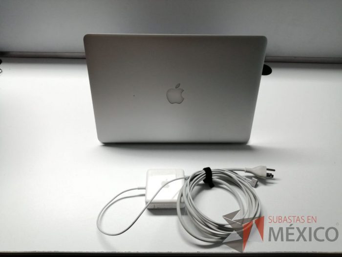 Lote 026 - MacBook Pro Mediados 2015, Core i7, Pantalla Retina 15", 1 TB SSD, 16 GB RAM - Imagen 6