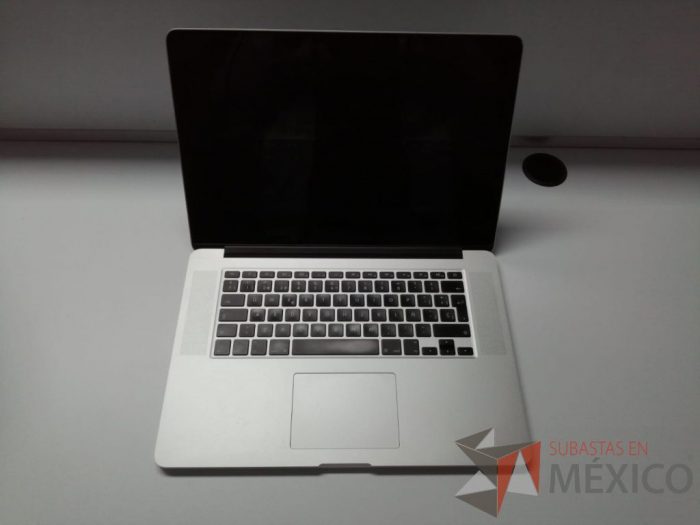 Lote 026 - MacBook Pro Mediados 2015, Core i7, Pantalla Retina 15", 1 TB SSD, 16 GB RAM - Imagen 8