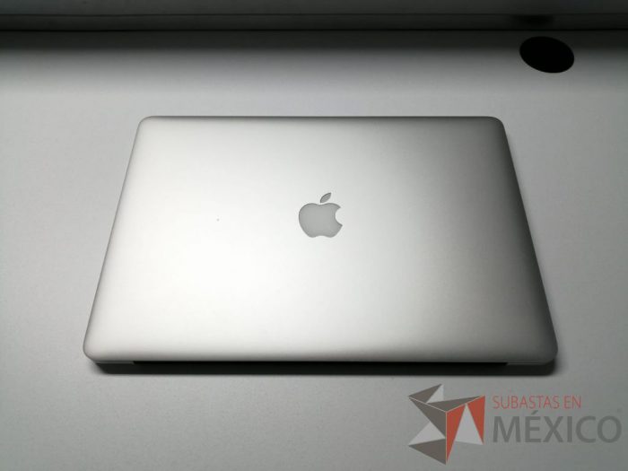 Lote 026 - MacBook Pro Mediados 2015, Core i7, Pantalla Retina 15", 1 TB SSD, 16 GB RAM - Imagen 10