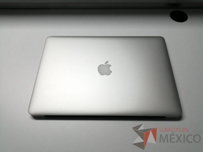 Lote 026 - MacBook Pro Mediados 2015, Core i7, Pantalla Retina 15", 1 TB SSD, 16 GB RAM - Imagen 11