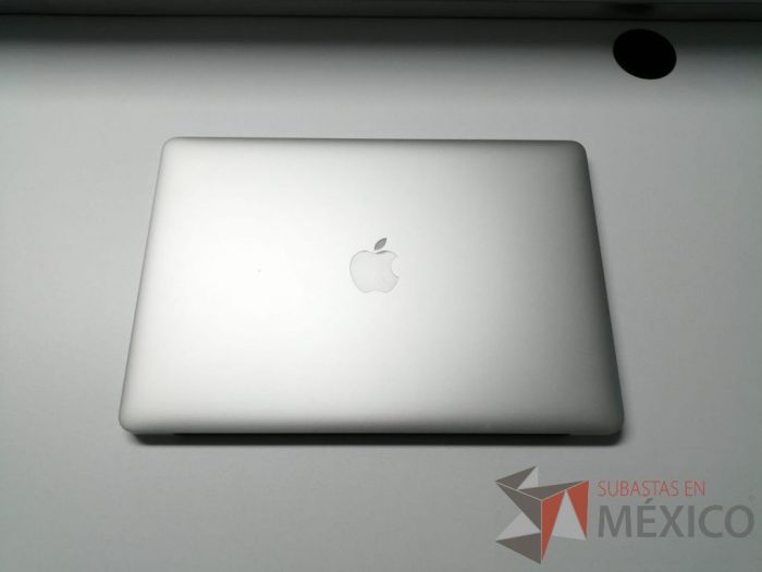 Lote 026 - MacBook Pro Mediados 2015, Core i7, Pantalla Retina 15", 1 TB SSD, 16 GB RAM - Imagen 12