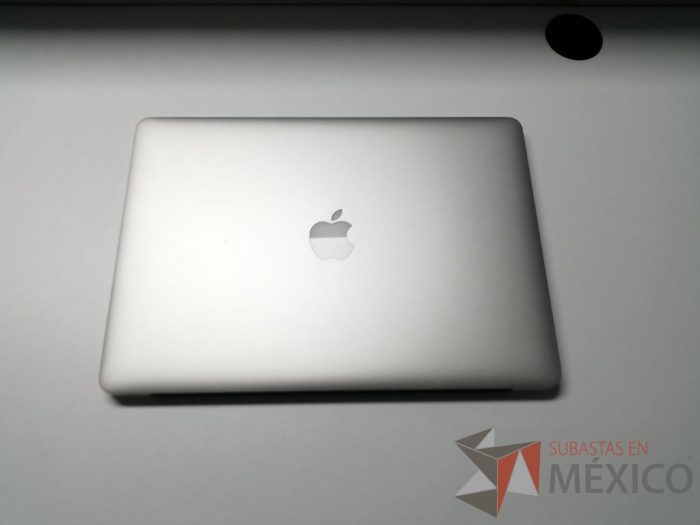 Lote 026 - MacBook Pro Mediados 2015, Core i7, Pantalla Retina 15", 1 TB SSD, 16 GB RAM - Imagen 15