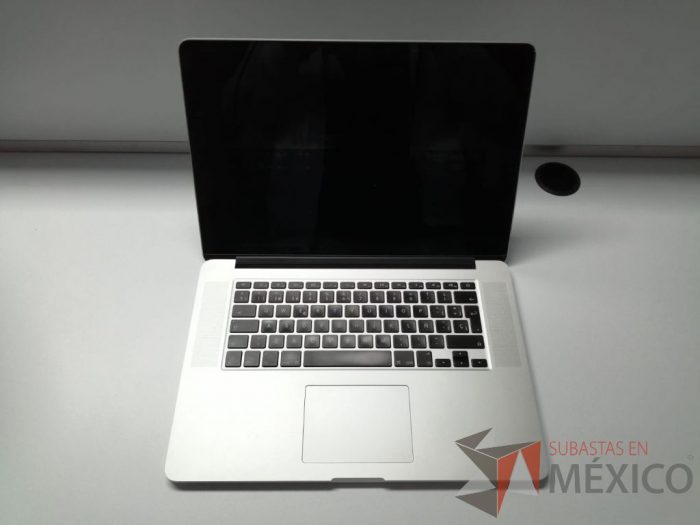 Lote 026 - MacBook Pro Mediados 2015, Core i7, Pantalla Retina 15", 1 TB SSD, 16 GB RAM - Imagen 16