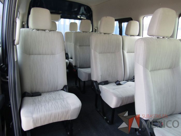 Lote 001 - NISSAN NV 350 URVAN 4 puertas, 15 plazas, 2019, KM 8,118, SEMINUEVA - Imagen 20