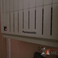 Lote 088 - 3 Teléfonos fijos de diferentes modelos y Conmutador con regulador - Imagen 4