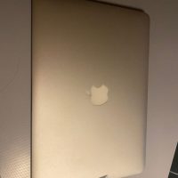 Lote 042 - MacBook Air Mediados 2013, Core i5, Pantalla Retina 13", 4 GB - Imagen 4