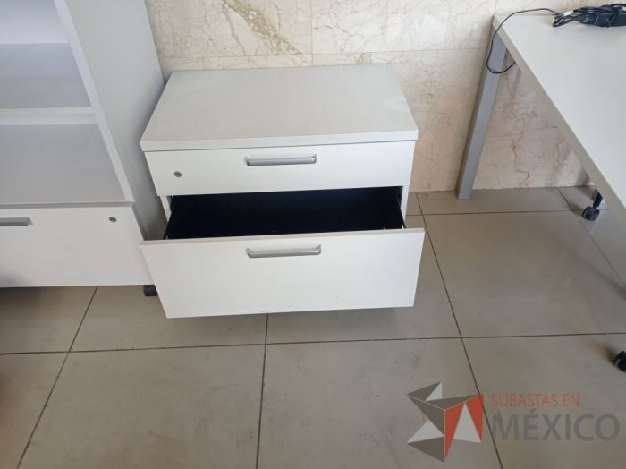 Lote 023 - Archivero horizontal de 2 cajones color blanco - Imagen 3