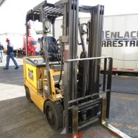 Lote 007 - Montacargas eléctrico, Modelo: E5000-AC