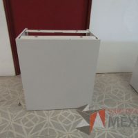 Lote 012 - Gabinete pequeño sin cubierta superior con 1 entrepaño - Imagen 4