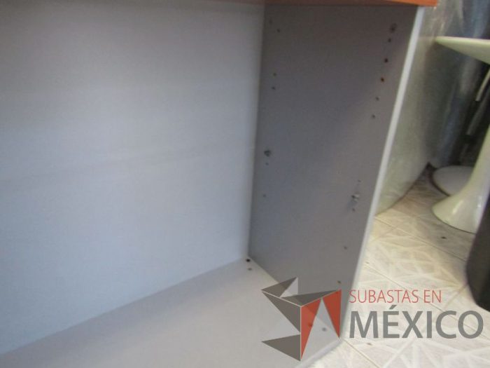 Lote 018 - Gabinete metálico - Imagen 4