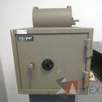 Lote 068 - Caja fuerte Casper color verde