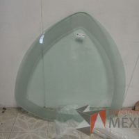 Lote 026 - 10 Cubiertas de cristal triangulares