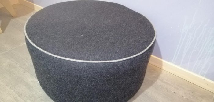 Lote 206 - Asiento de tela, color gris - Imagen 2