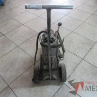 Lote 010 - Taladro electromagnético con base con ruedas - Imagen 4