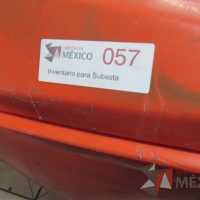 Lote 013 - Bote de basura de 145 litros con ruedas color naranja - Imagen 2