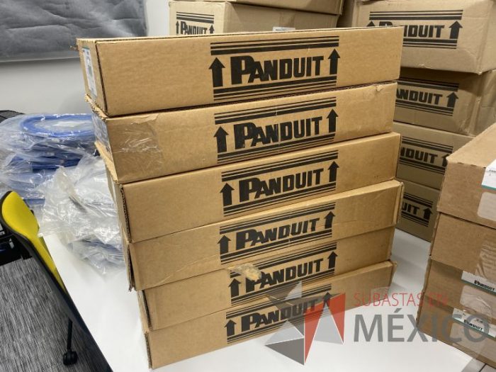 Lote 018 - 2 Organizadores de cables horizontal  PANDUIT, Modelo: NCMH2 (Nuevo) - Imagen 3