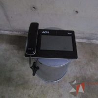 Lote 004 - 14 Teléfonos de diferentes modelos, 3 módems y 5 Diademas - Imagen 14