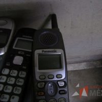 Lote 004 - 14 Teléfonos de diferentes modelos, 3 módems y 5 Diademas - Imagen 34