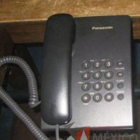 Lote 005 - 11 Teléfonos de diferentes modelos