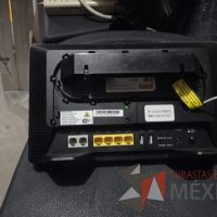 Lote 004 - 14 Teléfonos de diferentes modelos, 3 módems y 5 Diademas - Imagen 38