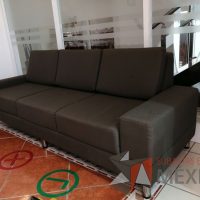 Lote 001 - Sillón de 3 plazas en tela color gris verde - Imagen 4