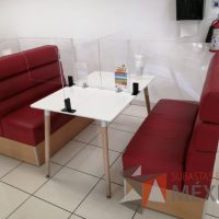 Lote 043 - 2 Boot para comedor