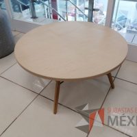 Lote 011 - Mesa redonda, con 4 patas de madera y cubierta color madera - Imagen 6