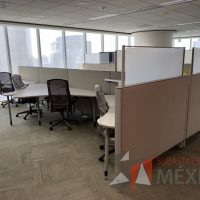 Lote 018 - Estación de trabajo para 8 personas - Imagen 3