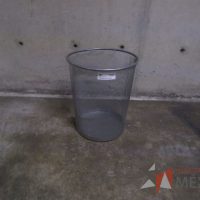 Lote 007 - 2 Botes de basura metálicos - Imagen 4