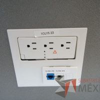 Lote 005 - Estación de trabajo lineal para 3 personas - Imagen 7
