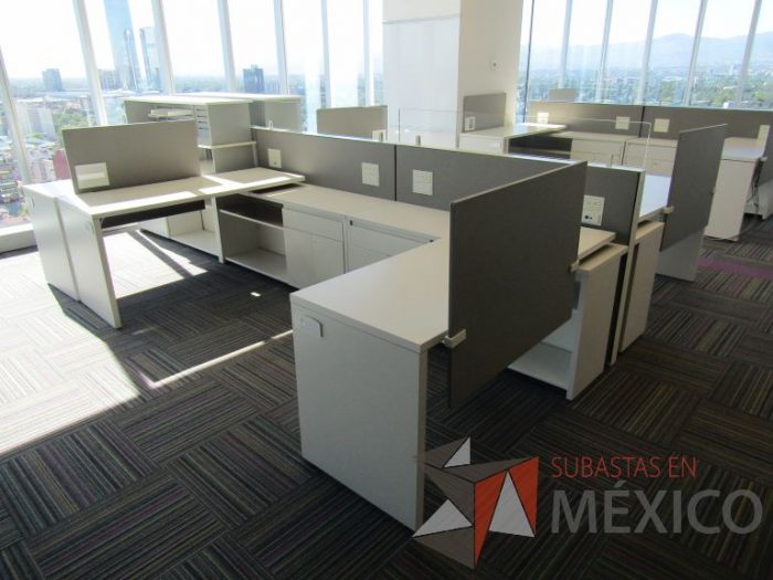 Lote 006 - Estación de trabajo para 6 personas