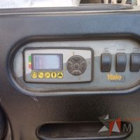 Lote 001- Montacargas Eléctrico Yale, 1,360 kg con Batería y Cargador, Modelo OS030BFN24TE095 - Imagen 17