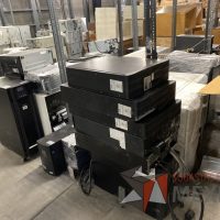 Lote 007 - 45 UPS diferentes  marcas y modelos