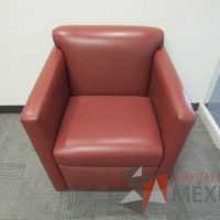 Lote 022 - Sillón de 1 plaza tipo piel color café - Imagen 4