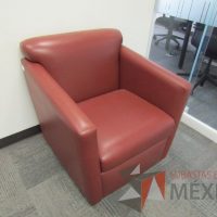Lote 022 - Sillón de 1 plaza tipo piel color café - Imagen 3
