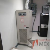 Lote 011 - UPS Toshiba 30 KVA, T42F3F300XAMBN