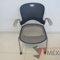 Lote 078 - 2 Sillas fijas de visita Herman Miller