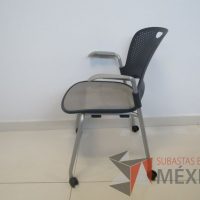 Lote 078 - 2 Sillas fijas de visita Herman Miller - Imagen 7