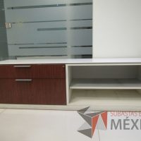 Lote 004 - Credenza color blanco Herman Miller - Imagen 3